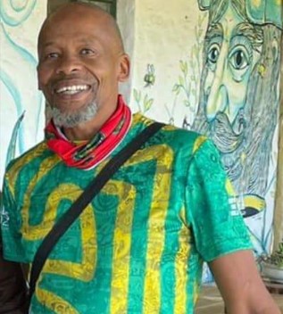 Dinake Daniel Motona